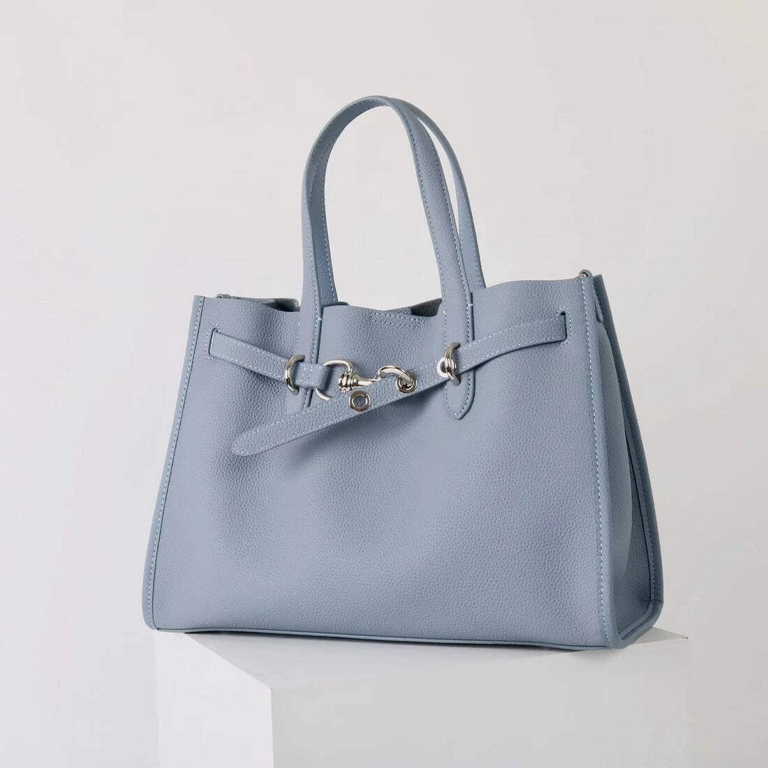 Urban Luxe — Genuine Leather Power Tote. Women’s shoulder bag